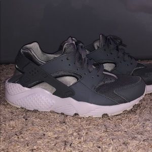 Nike Huarache Running Shoes